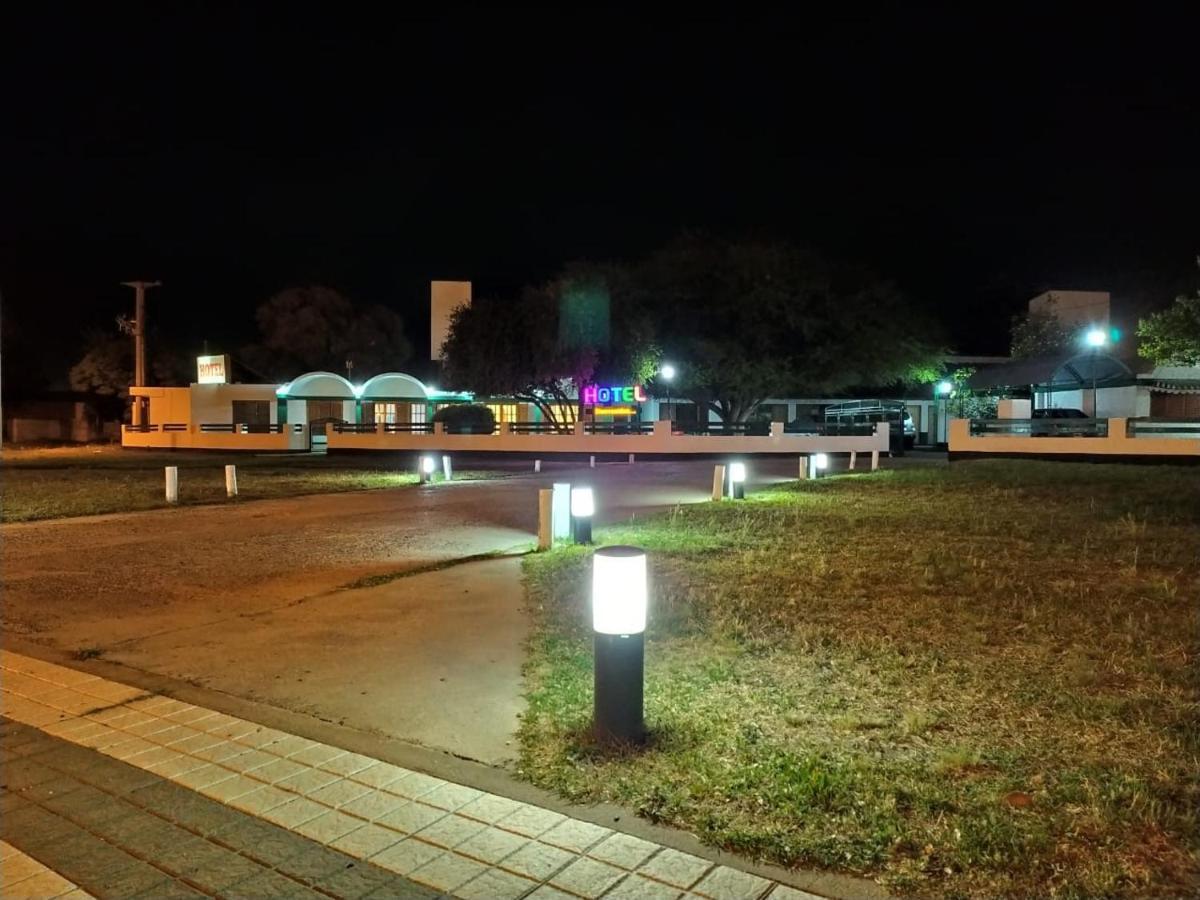 Hotel Rucalen サンタローサ エクステリア 写真